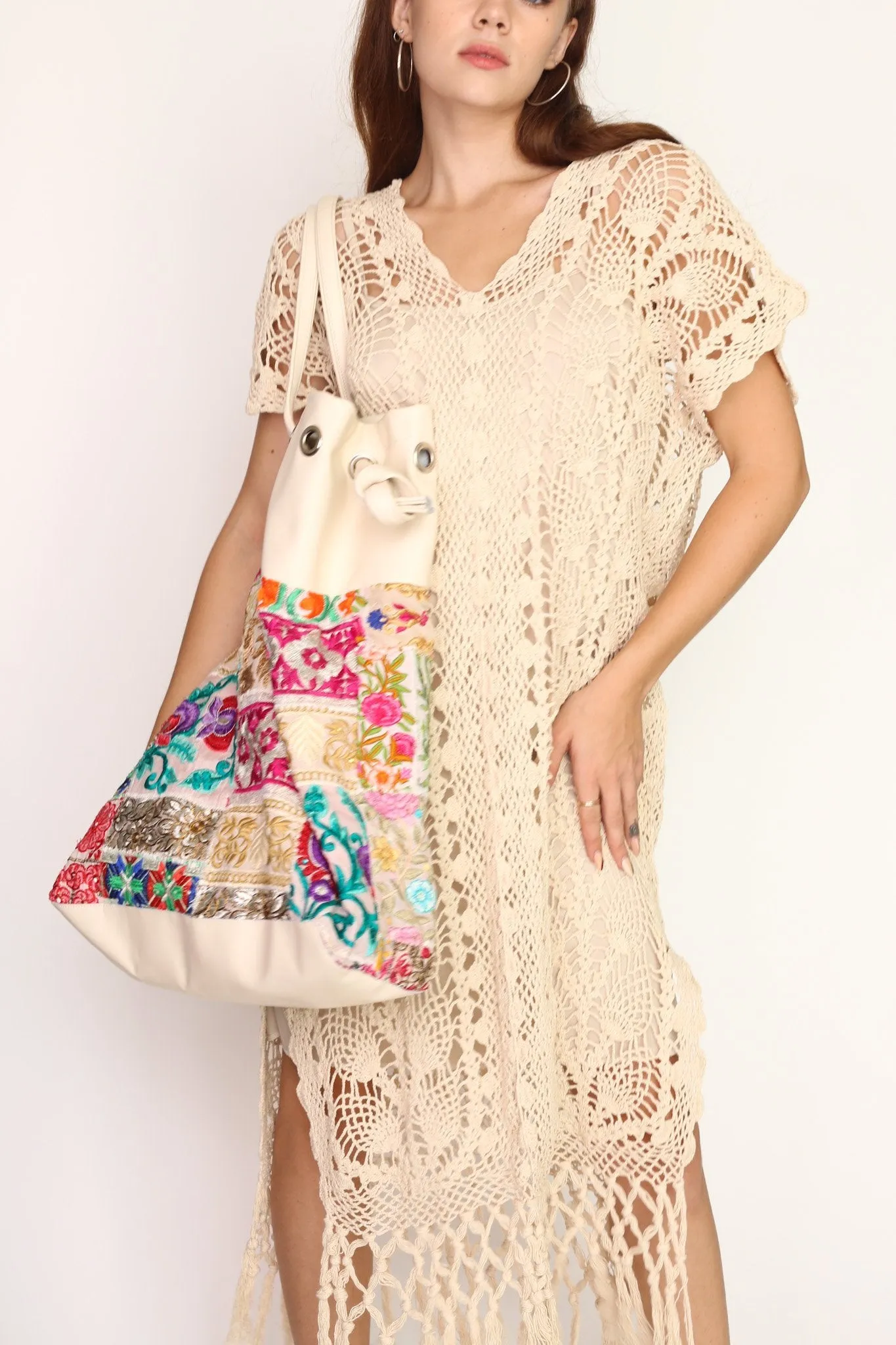 BOHO HOBO EMBROIDERED BAG TOEY