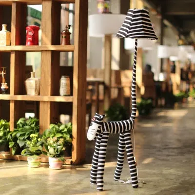 Children's Floor Lamp Coated with Cotton - Animal Shape