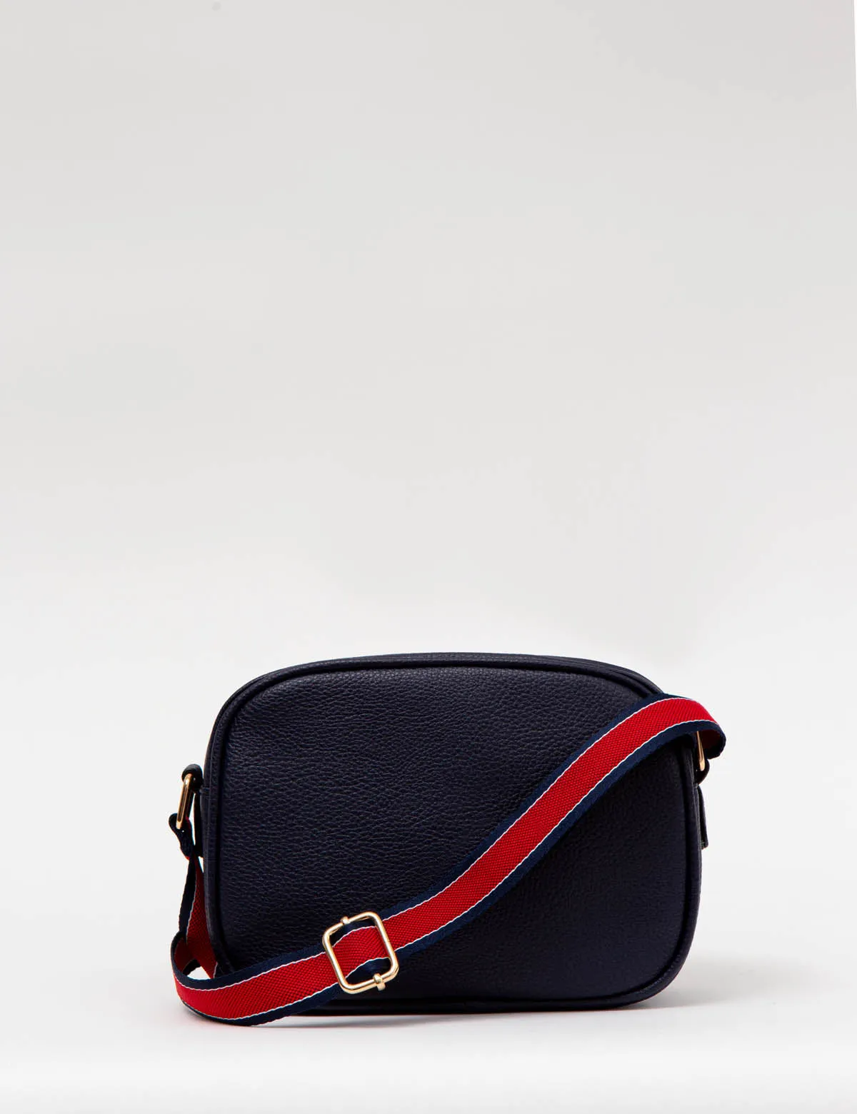 CLASSIC ZIP CROSSBODY BAG