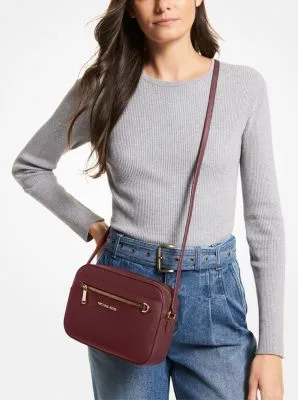 Jet Set Large Saffiano Leather Crossbody Bag | 55683