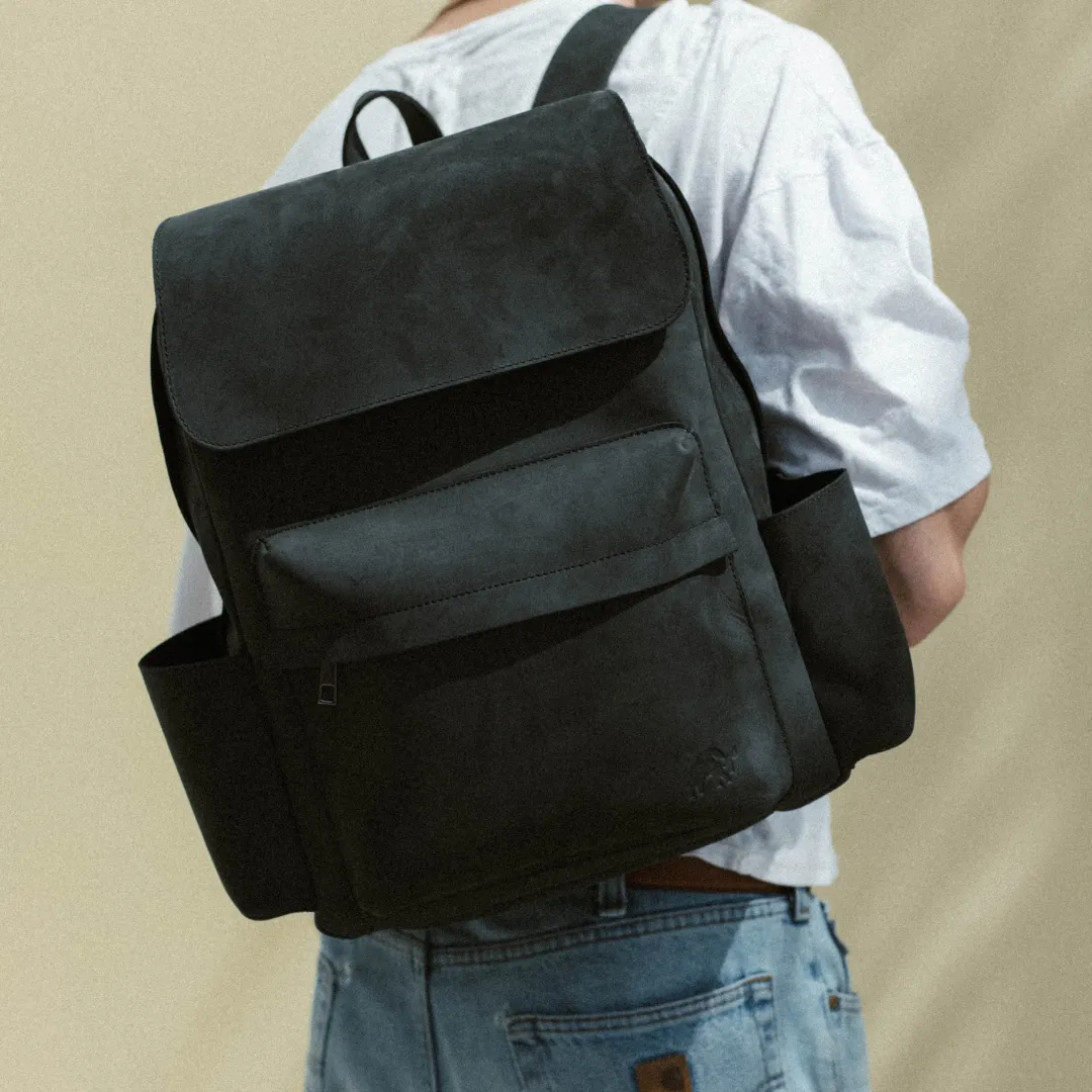 Leather Rugged Backpack - Black Edition