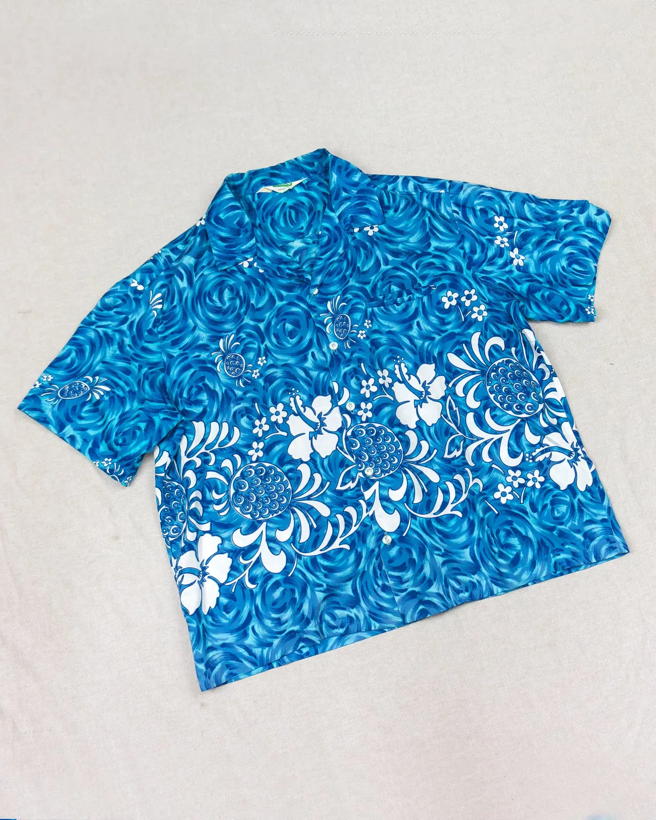 Malahini Hawaii Shirt (L)