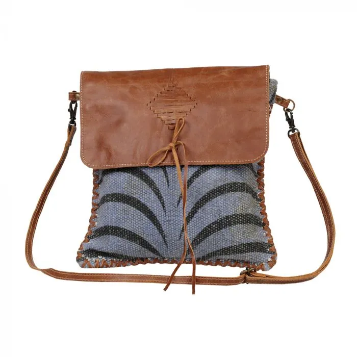 NATURE'S PRIDE SMALL & CROSS BODY BAG