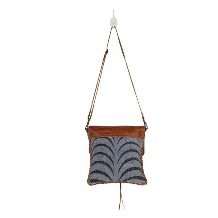 NATURE'S PRIDE SMALL & CROSS BODY BAG