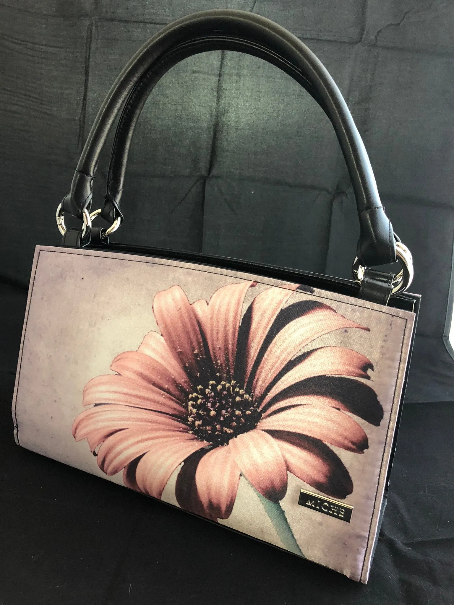 Pink Daisy Classic - CUSTOM! - RETIRED