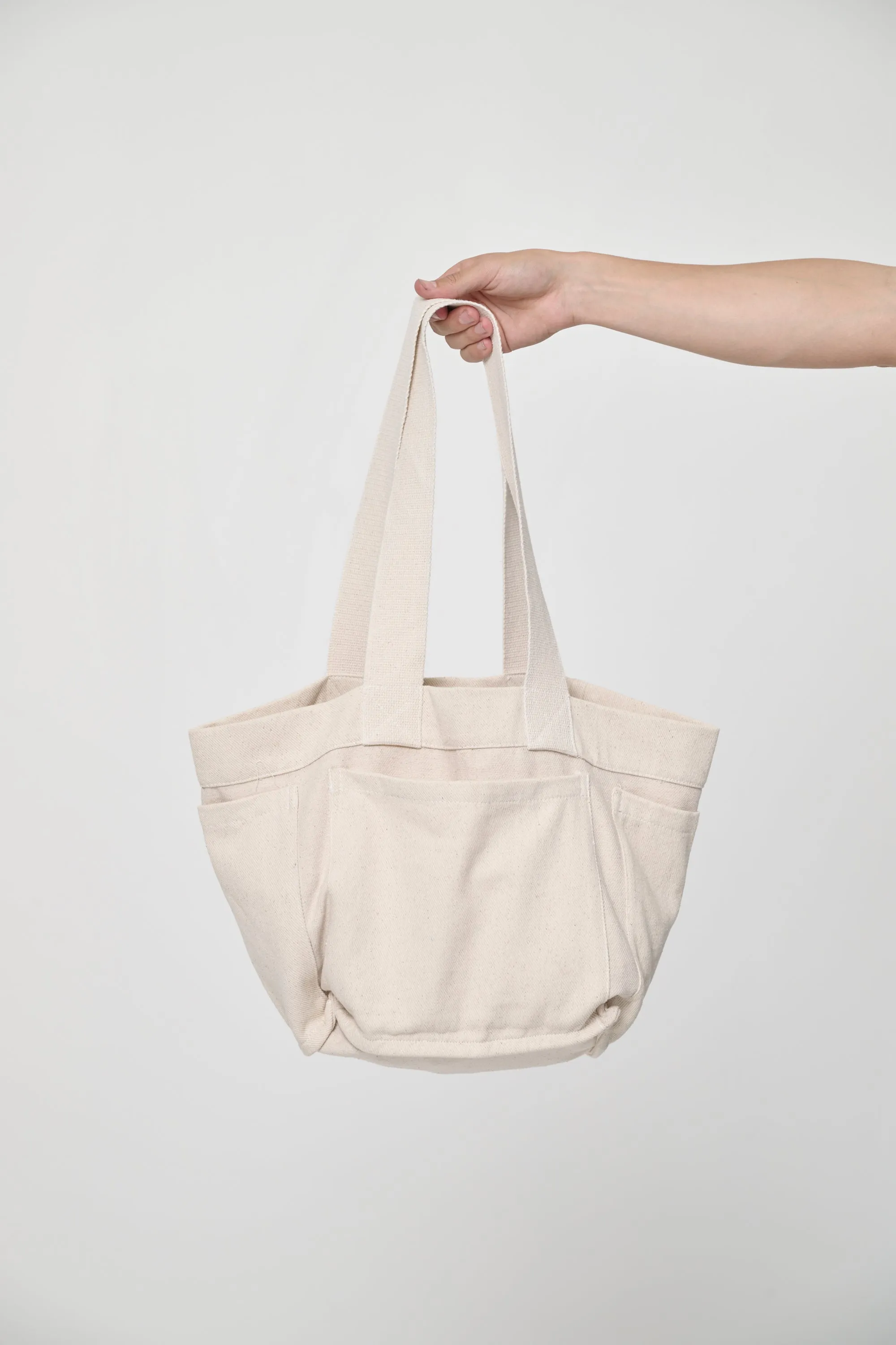 Reversible Pocket Closed-Loop Tote