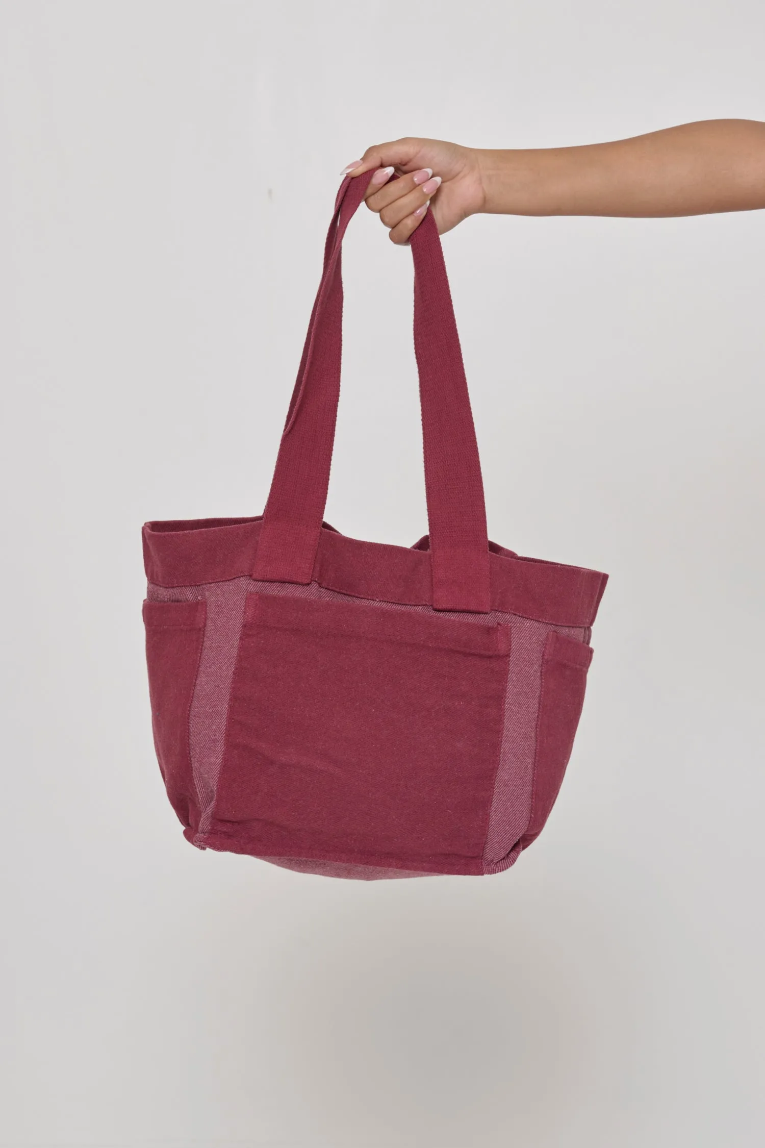 Reversible Pocket Closed-Loop Tote